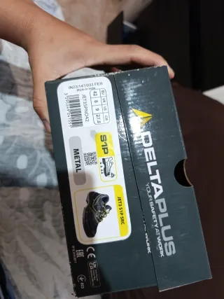 Zapatos Deltaplus Negros