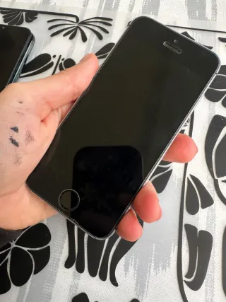 iPhone 4s, X, 11 Pro Max - Lotto di 3 cellulari