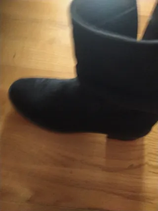 Botas negras talla 39