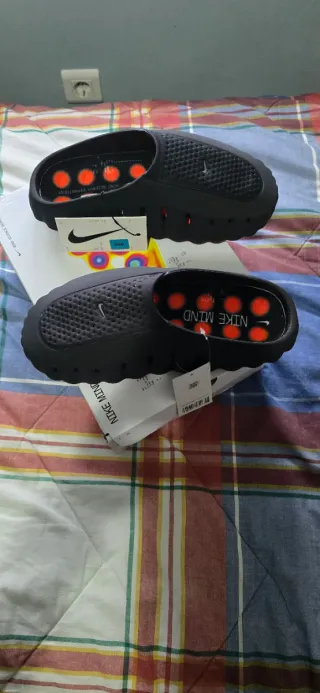 Nike mind 001 slide