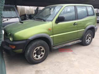 2x PILOTO TRASERO SUPERIOR NISSAN TERRANO II 93 99