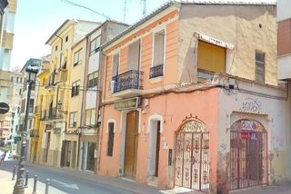Casa adosada en venta en Segorbe