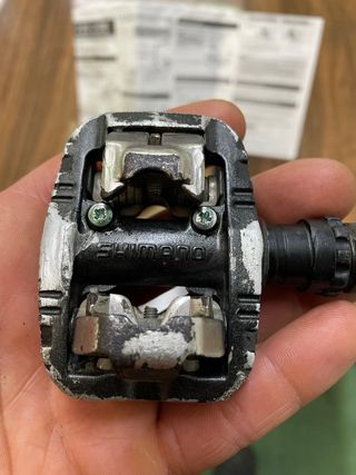 Pedales automáticos Shimano