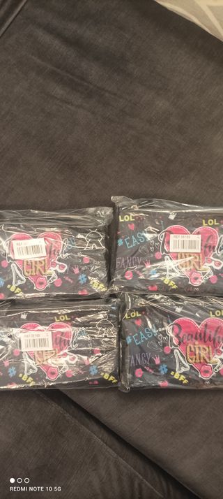 4 estuches para niña nuevos