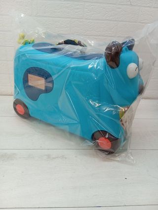 Maleta infantil azul con ruedas