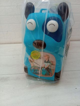 Maleta infantil azul con ruedas