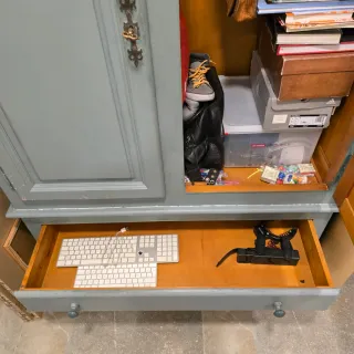 Armario Vintage Gris y Marrón