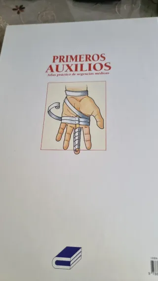 Primeros auxilios atlas práctico de urgencias m...