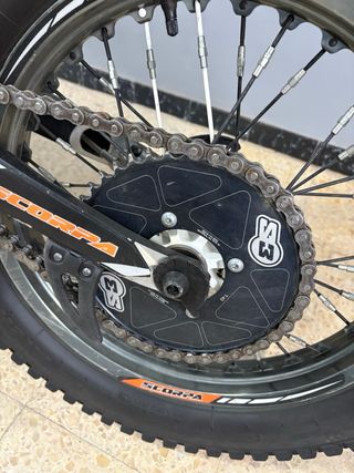 MOTO TRIAL ESCORPA 300cc 2T