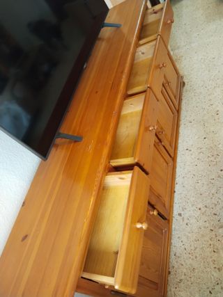 Mueble madera maciza 4 puertas y 4 cajones