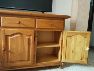 Mueble madera maciza 4 puertas y 4 cajones