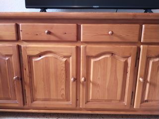 Mueble madera maciza 4 puertas y 4 cajones