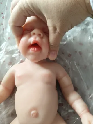 Bebé de silicona entero Pascale, 33 cm, 1.150kg