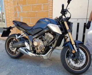 Honda CB650R A2 2021 - 4000 km