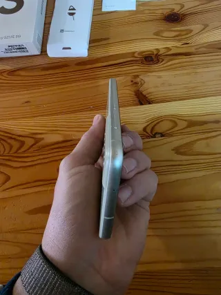 Samsung Galaxy S21 FE