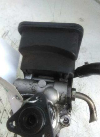 Bomba de dirección bmw serie 3 berlina e46 138670