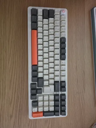Teclado RK Numpad Naranja y Blanco