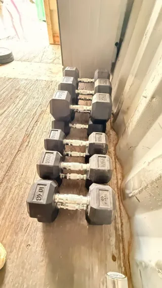 Mancuernas hexagonales 25kg x3 par 10kg x3 par