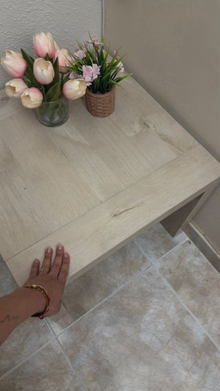 Mesa de centro de madera color beige