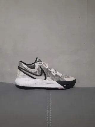 Nike Kyrie 8 White Black