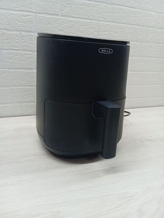 BELLA Freidora de aire con pantalla táctil