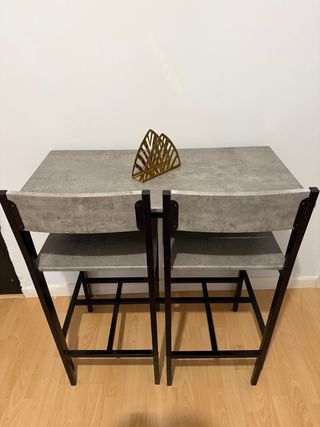 Mesa Alta Cocina Gris y Dorada