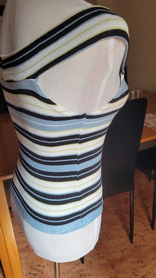 Top de rayas con tirantes y escote M