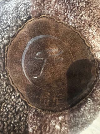 Pelliza de piel ovina marrón