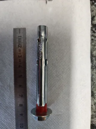 5 Anclajes Metálicos