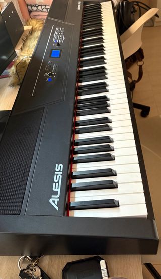 Piano Alesis Recital Pro 88 teclas