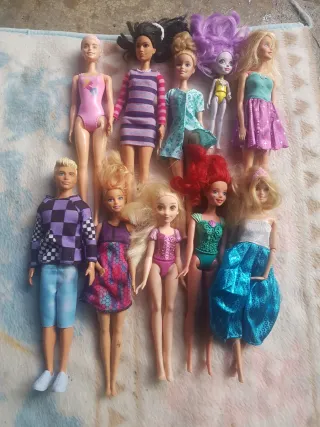 Lote de 10 Muñecas Variadas