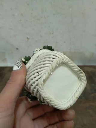 LIQUIDACIÓN 2026 Figura de porcelana con flores