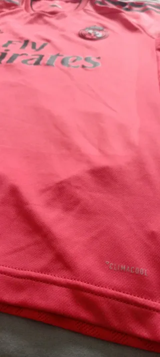 Camiseta Real Madrid Adidas color salmón