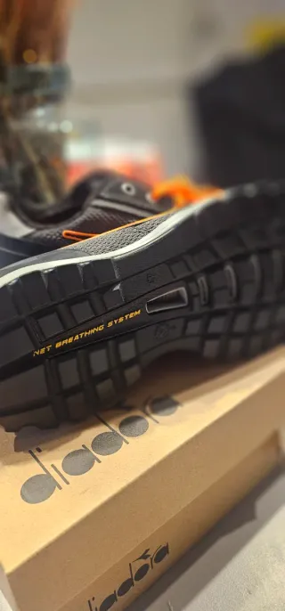 Zapatos seguridad Diadora S1P