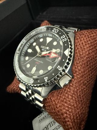Seiko 5 Sport GMT - Reloj Automático