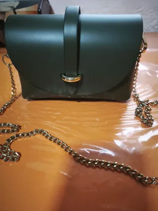Bolso de mano elegante hecho en Italia