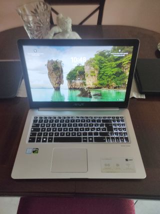 ASUS i7 16GB RAM GTX 1050 4GB SSD 15,6” 4K