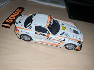 Mercedes-Benz SLS AMG GT3 Scalextric