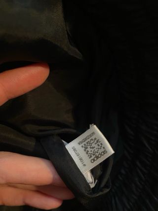 Abrigo acolchado Adidas negro