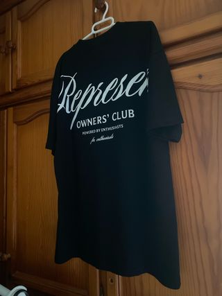Camiseta Represent Oversize Negra Talla Única
