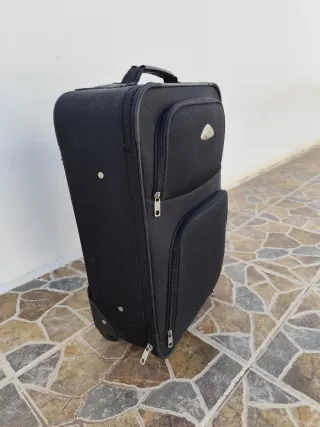 Maleta de cabina poco uso Primark Travel.