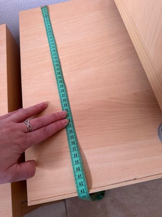 Cómoda 2 cajones anchos madera