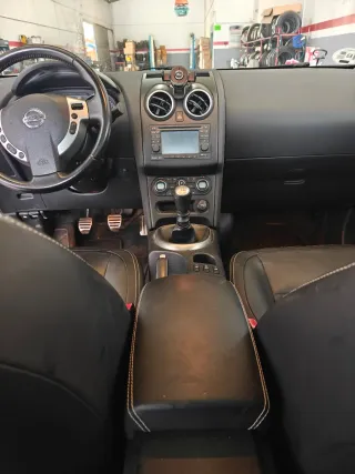 Nissan Qashqai+2 2010