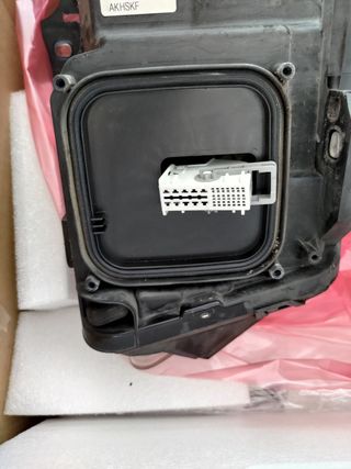 Faro Delantero Izq. Mercedes Clase A (A1768201161)