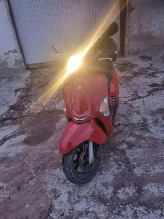 Kymko like 49cc Rojo