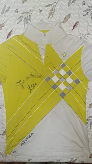 Camisetas Middle Moon & Mystica Firmadas Talla M