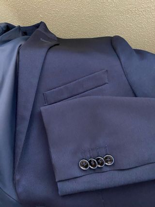 Traje de hombre azul