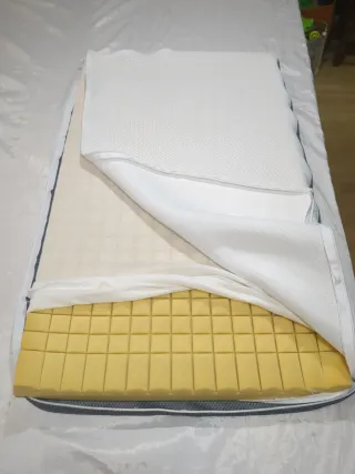 Colchón mini cuna marca Trebol 50x80+ funda.