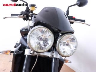 TRIUMPH STREET TRIPLE 675 R