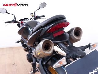 TRIUMPH STREET TRIPLE 675 R